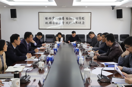 图为合作洽谈现场。（中国食品药品网记者王宣淞 摄）.jpg