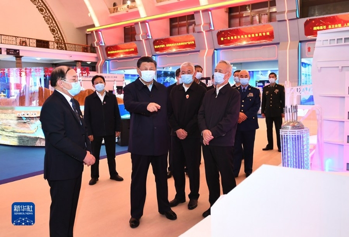 10月26日,中共中央总书记、国家主席、中央军委主席习近平在北京展览馆参观国家“十三五”科技创新成就展。 新华社记者 谢环驰 摄 10月26日,中共中央总书记、国家主席、中央军委主席习近平在北京展览馆参观国家“十三五”科技创新成就展。 新华社记者 谢环驰 摄