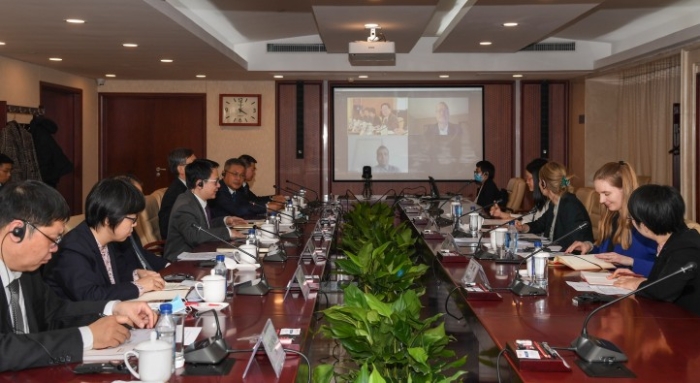 赵军宁会见丹麦驻华大使马磊