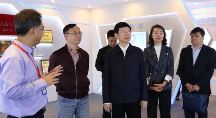 李利在上海、云南调研时强调 全力保障人民群众用药用械安全有效
