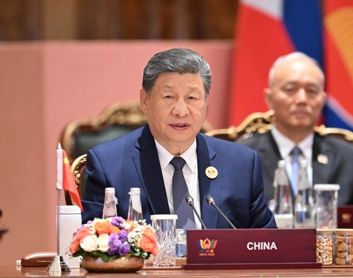 当地时间9月13日上午,国家主席习近平在新德里出席金砖国家领导人第十八次会晤第二阶段会议,并发表题为《筑牢金砖合作根基 壮大全球南方力量》的重要讲话。新华社记者 燕雁 摄 当地时间9月13日上午,国家主席习近平在新德里出席金砖国家领导人第十八次会晤第二阶段会议,并发表题为《筑牢金砖合作根基 壮大全球南方力量》的重要讲话。新华社记者 燕雁 摄